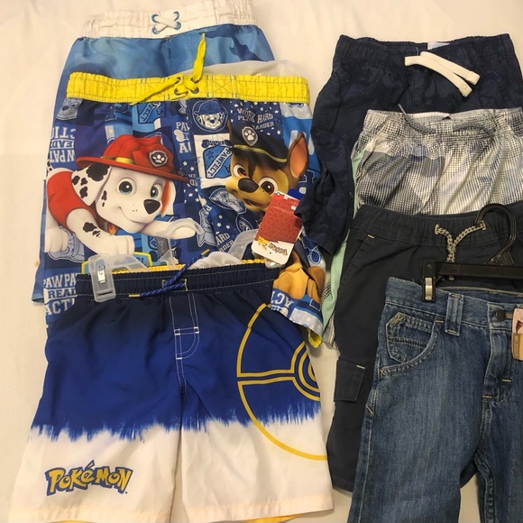 Assorted Clothing Bundle - Picture 6 of 6